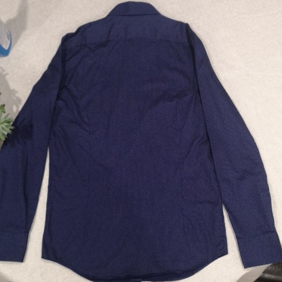 Linea In Textured Navy Dot Button Down - Picture 4 of 4